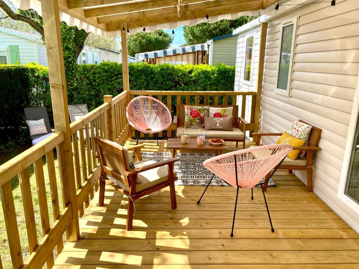 Mobil Home Excellence 6 Personnes Au Camping Mer Et Soleil, Saint George D'Oleron Les Sables Vignier Экстерьер фото