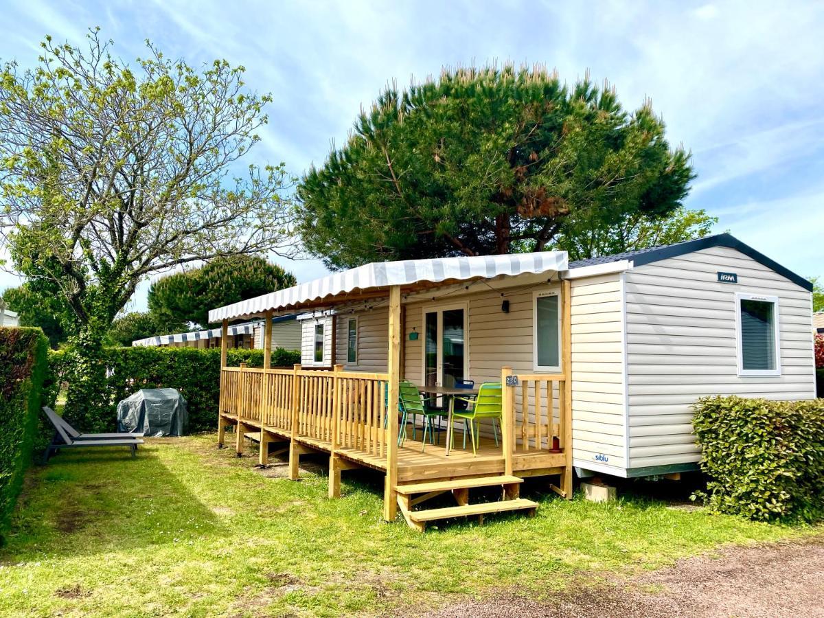 Mobil Home Excellence 6 Personnes Au Camping Mer Et Soleil, Saint George D'Oleron Les Sables Vignier Экстерьер фото